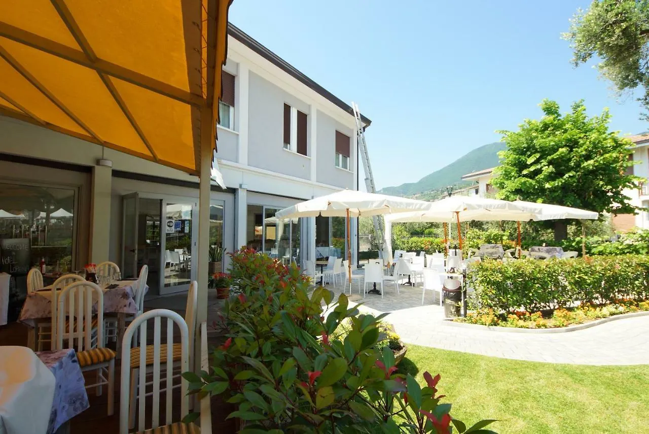 Hotel Lorena Toscolano Maderno