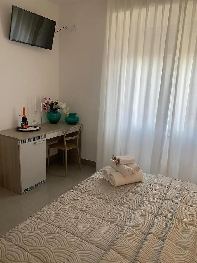 Hotel Lorena Тосколано-Мадерно